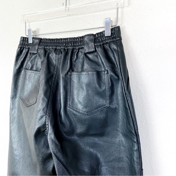 Pretty Garbage Black Vegan Leather Cargo Joggers Size M - Picture 5 of 8